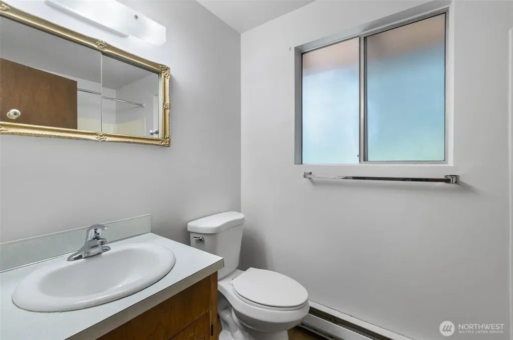 1207 S Pine Street Port Angeles WA 98362