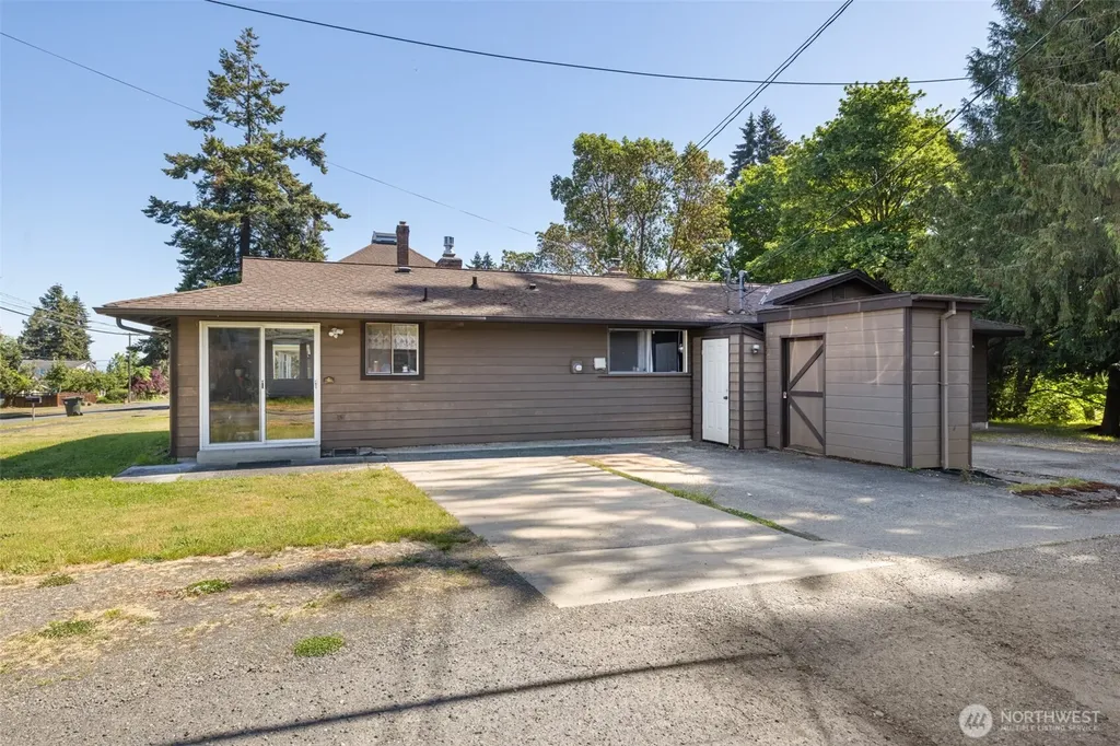 1207 S Pine Street Port Angeles WA 98362