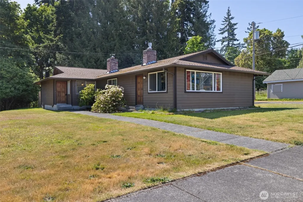 1207 S Pine Street Port Angeles WA 98362