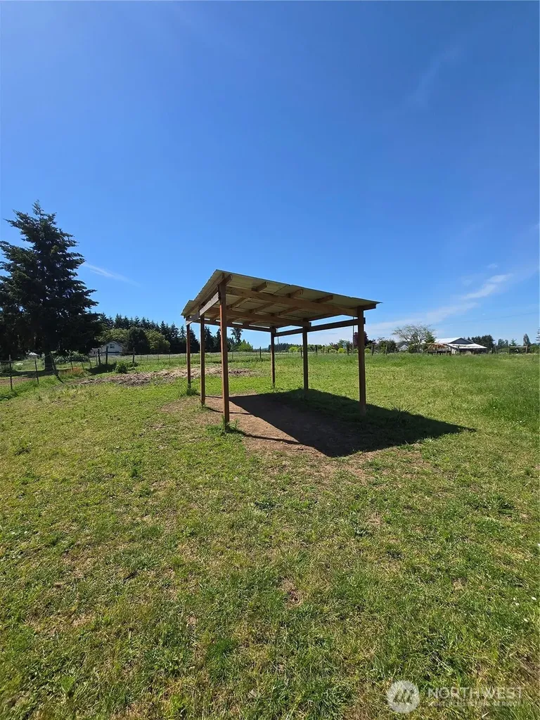 205 Nikula Road Winlock WA 98596