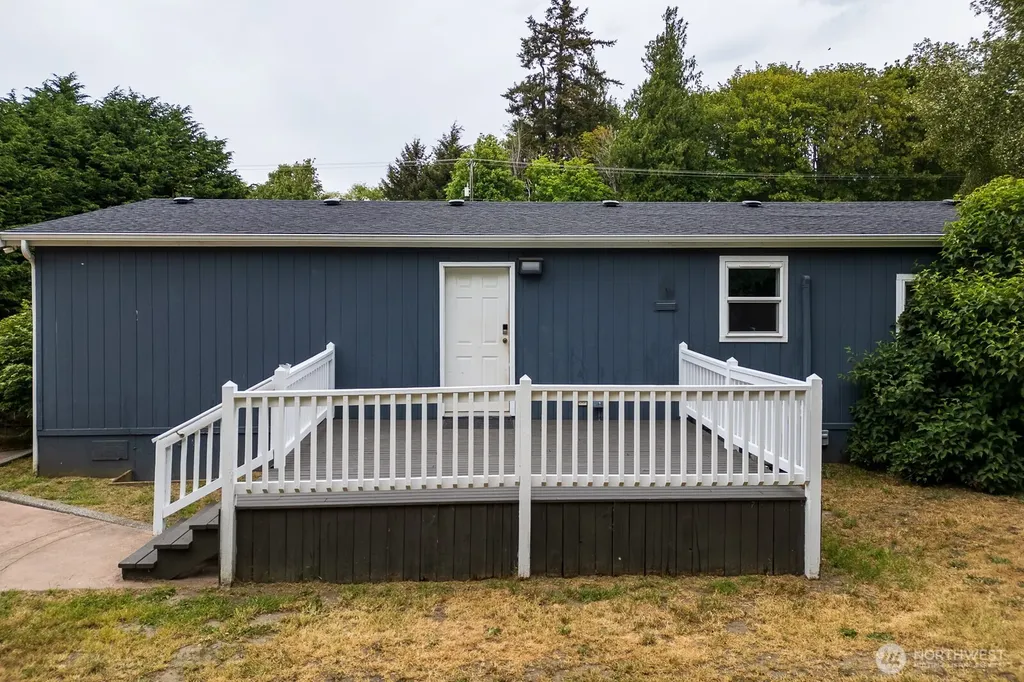 3360 Woodcock Road Sequim WA 98382