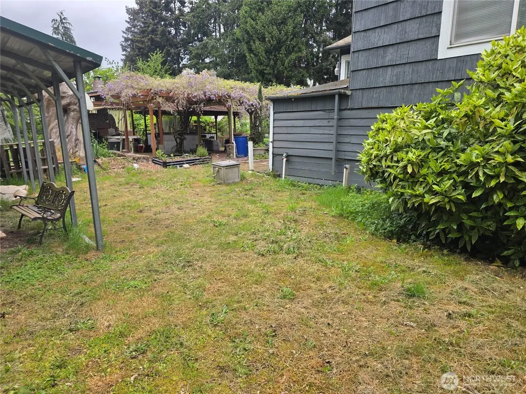 2500 S 208 Street Seatac WA 98198