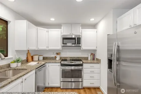 332 163rd Place SE Bothell WA 98012