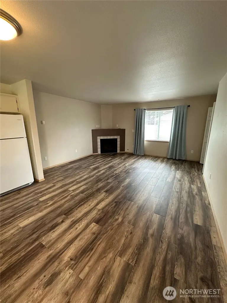 5705 Graham Avenue Sumner WA 98390