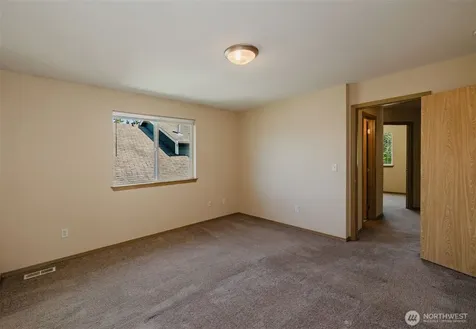 4024 152nd Street Ct E Tacoma WA 98446