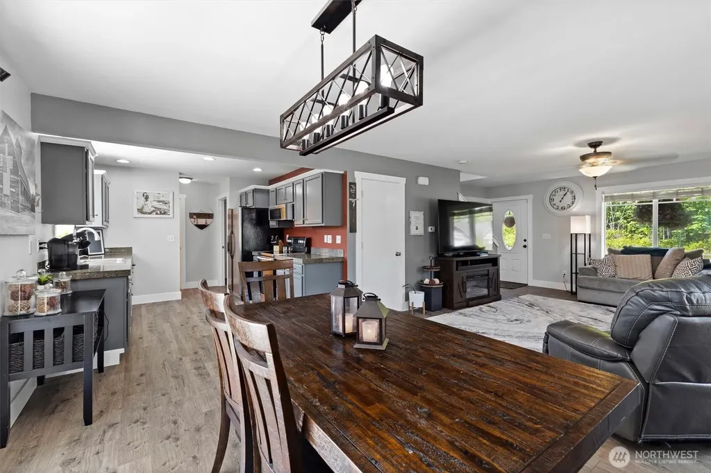 2435 Baldwin Place Blaine WA 98230