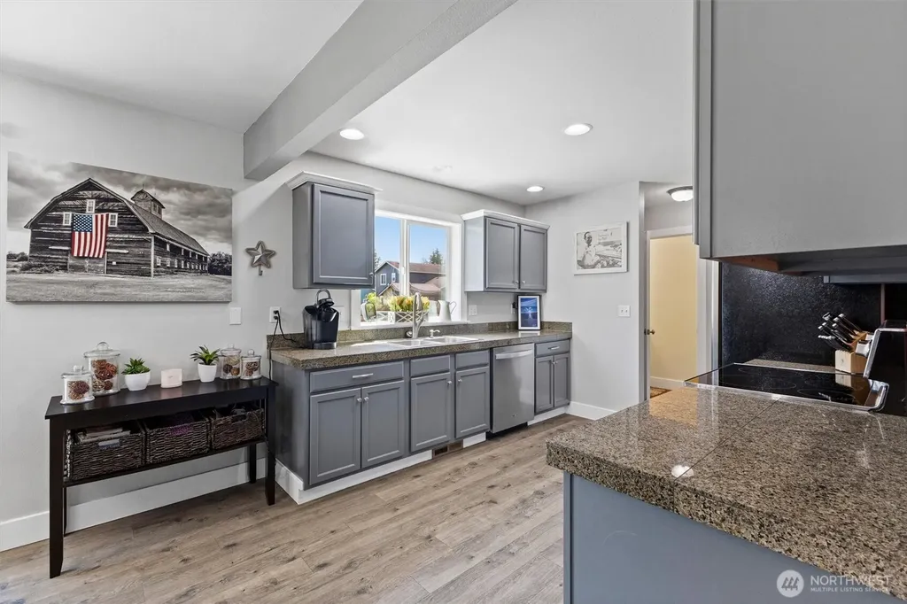 2435 Baldwin Place Blaine WA 98230