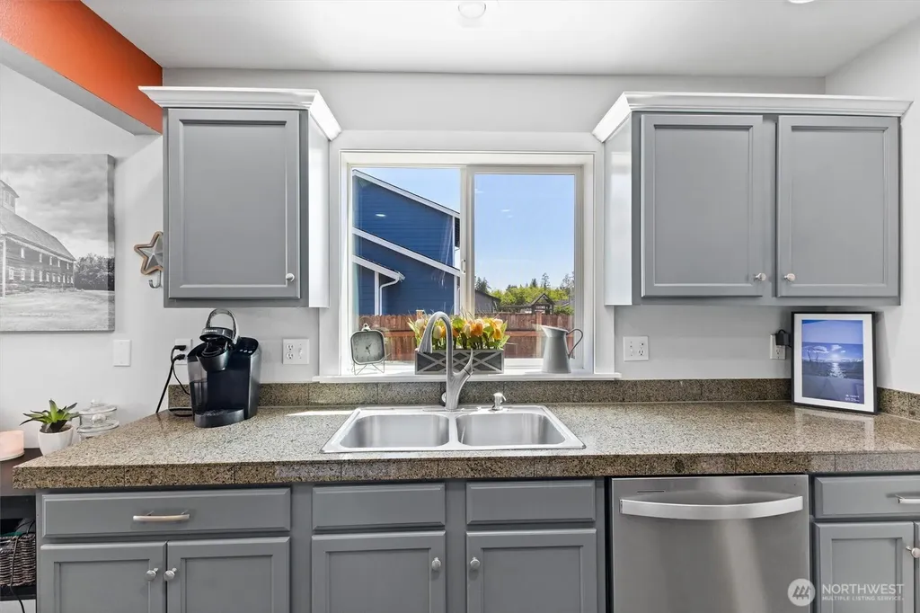 2435 Baldwin Place Blaine WA 98230