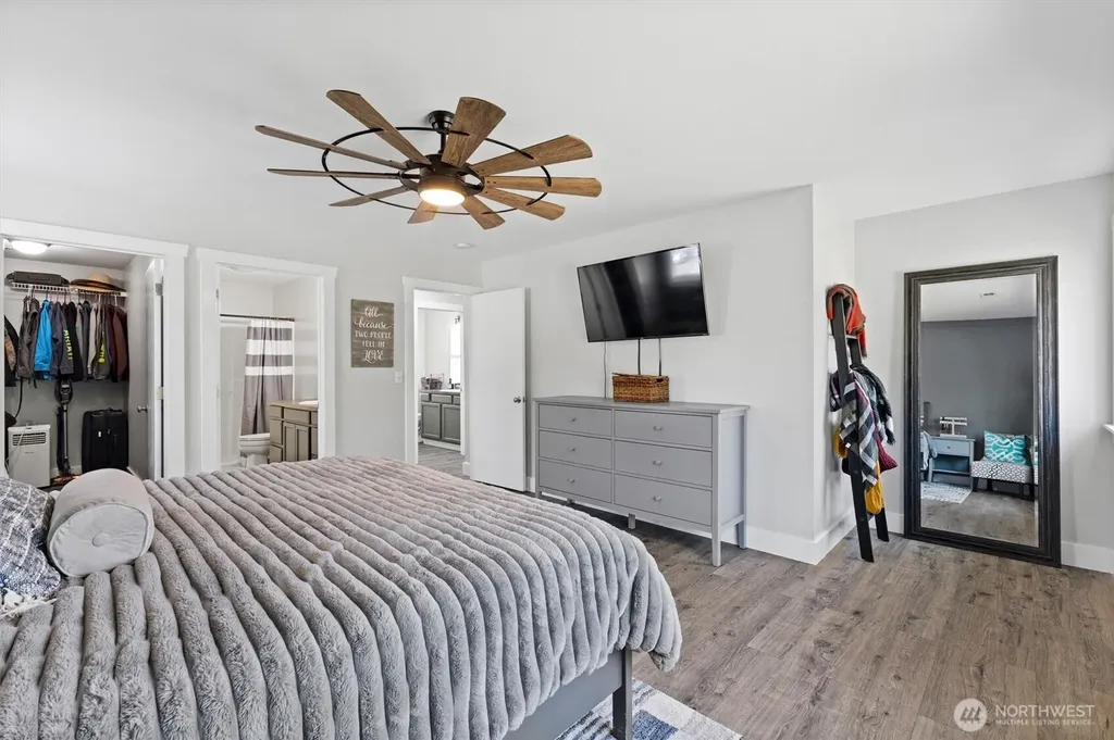 2435 Baldwin Place Blaine WA 98230