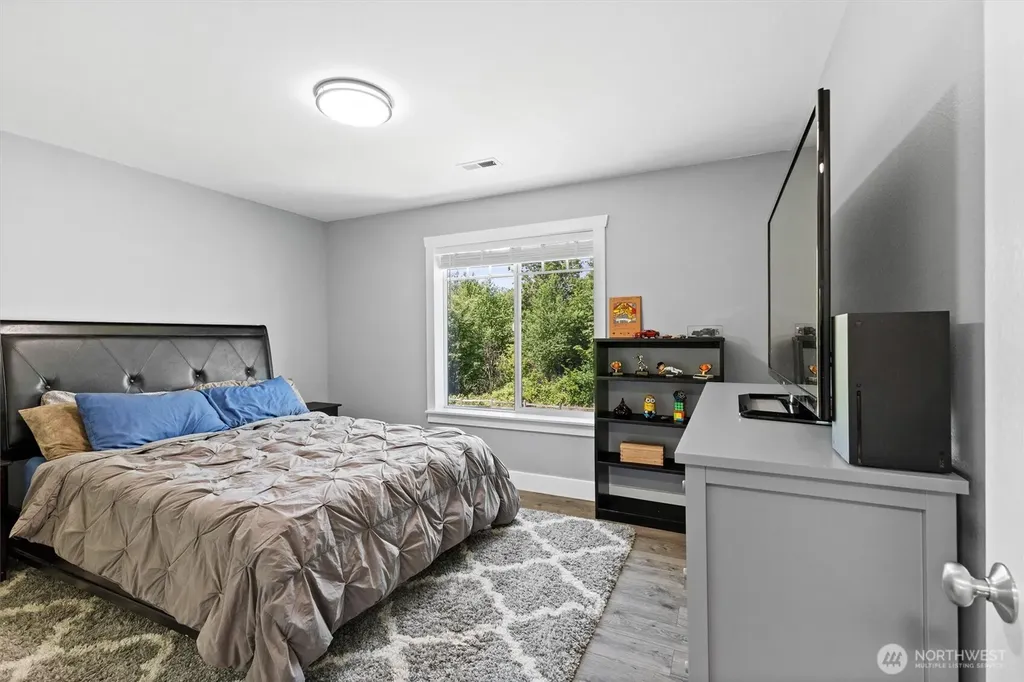 2435 Baldwin Place Blaine WA 98230