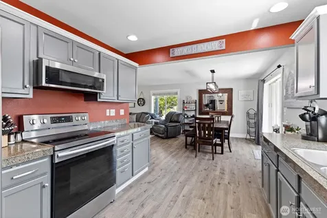 2435 Baldwin Place Blaine WA 98230