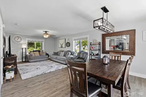 2435 Baldwin Place Blaine WA 98230