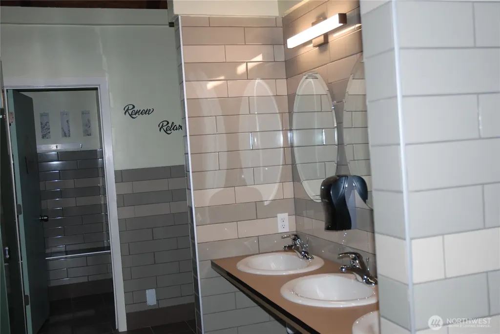 13901 S Clear Lake Road Cheney WA 99004