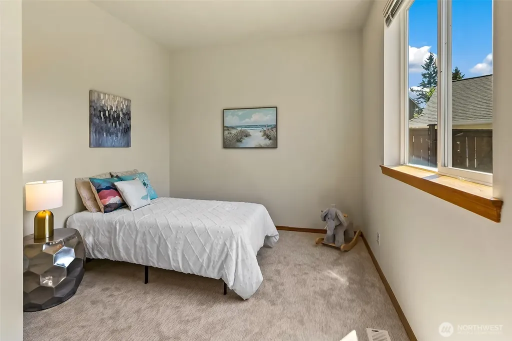 20604 Damson Road Lynnwood WA 98036