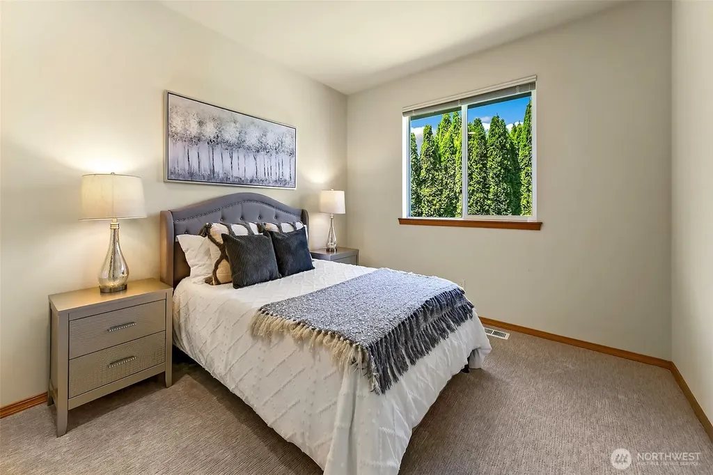 20604 Damson Road Lynnwood WA 98036