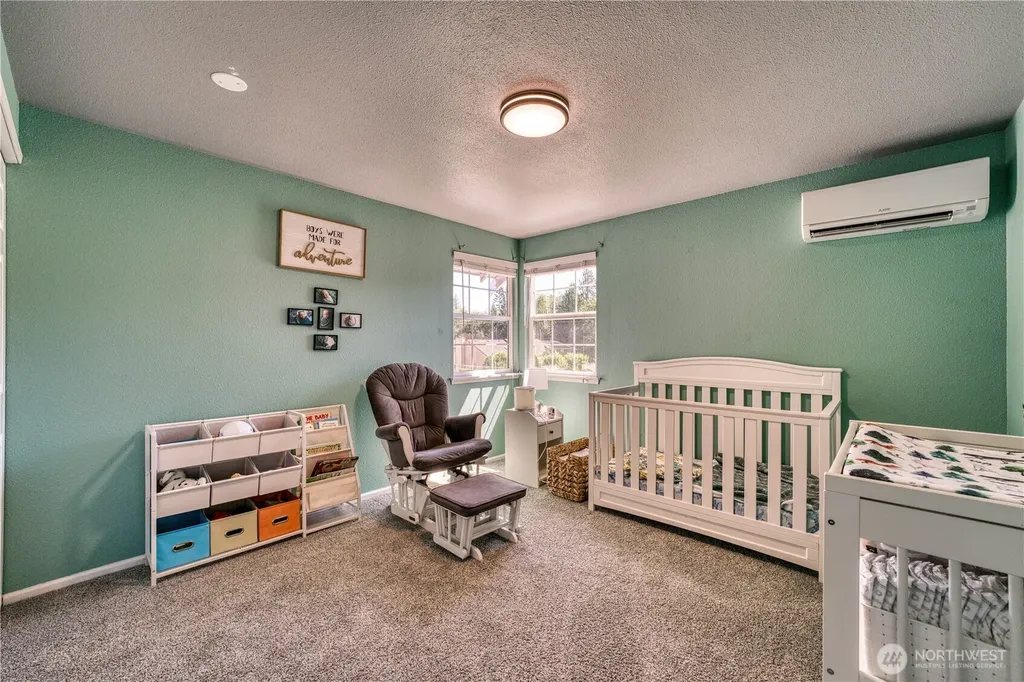 1018 NE Knights Court Bremerton WA 98311