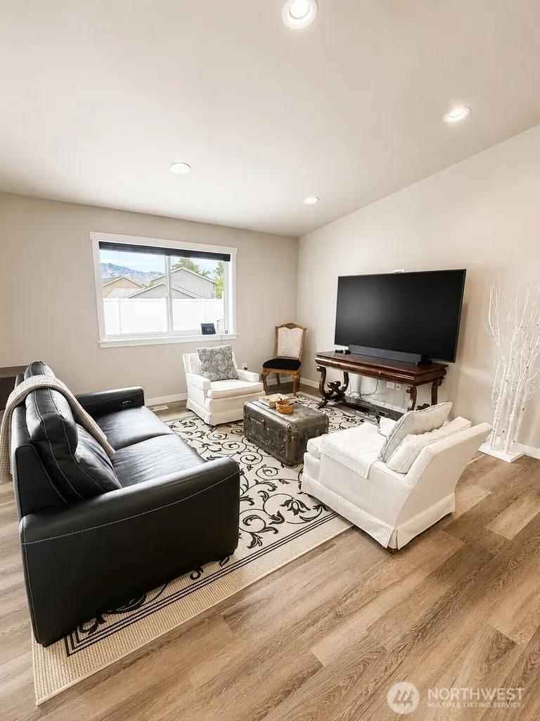 540 S Juli Avenue East Wenatchee WA 98802