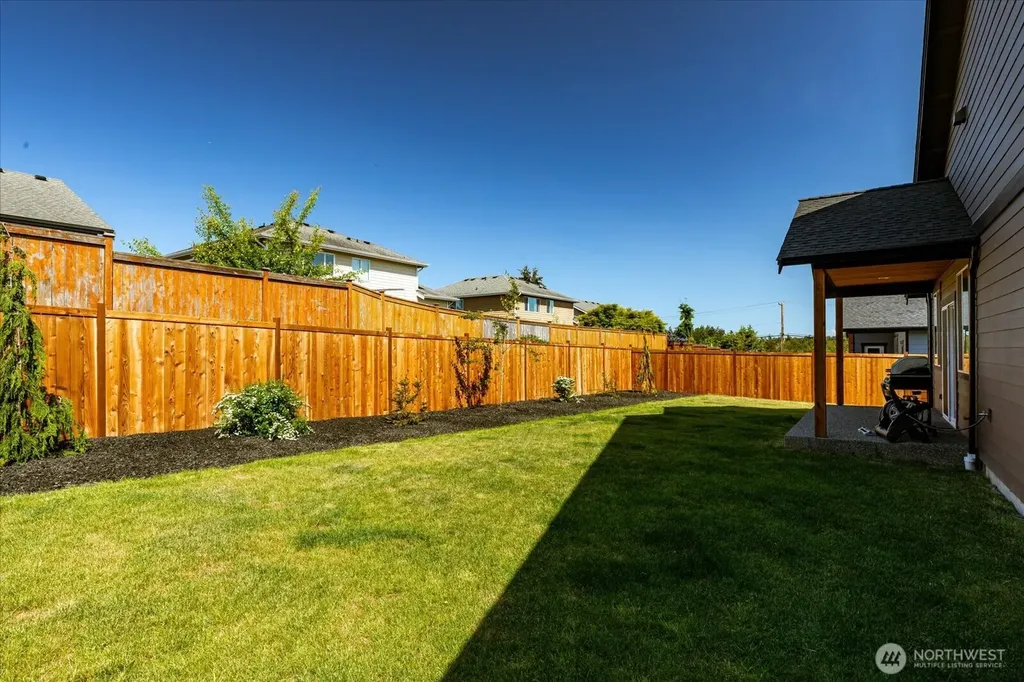 961 NW Shire Street Oak Harbor WA 98277