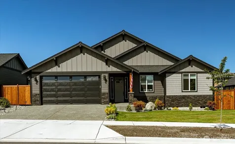 961 NW Shire Street Oak Harbor WA 98277