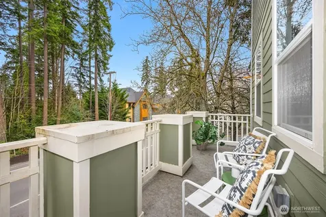300 Wyatt Way NE Bainbridge Island WA 98110