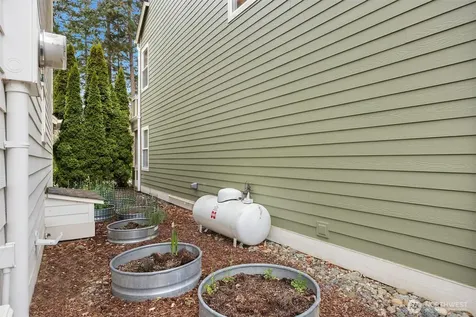 300 Wyatt Way NE Bainbridge Island WA 98110