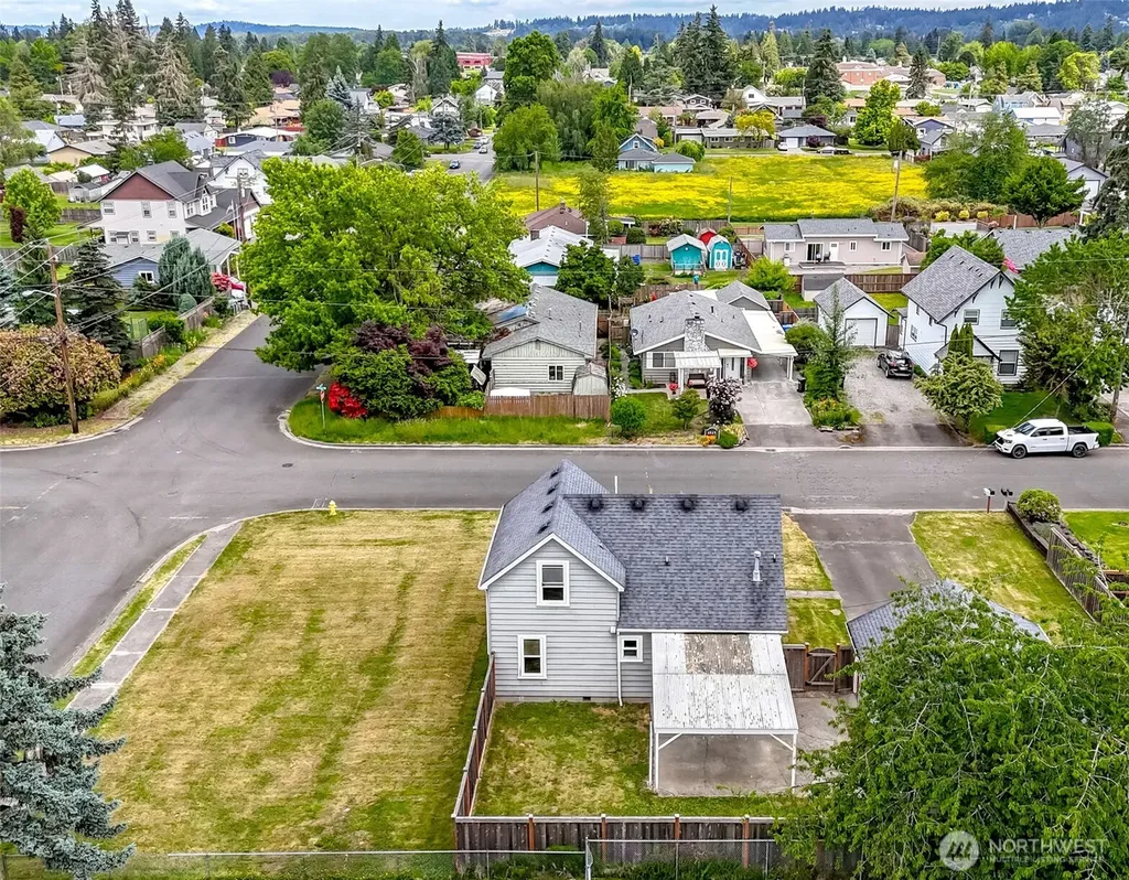 1220 9th Ave SW Puyallup WA 98371