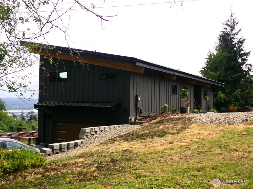 1011 Alden Road Aberdeen WA 98520