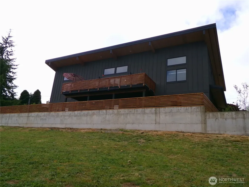 1011 Alden Road Aberdeen WA 98520