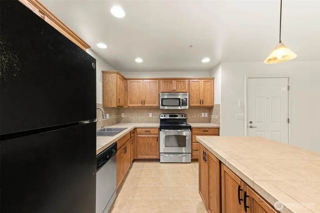 1409 Evergreen Park Drive SW Olympia WA 98502