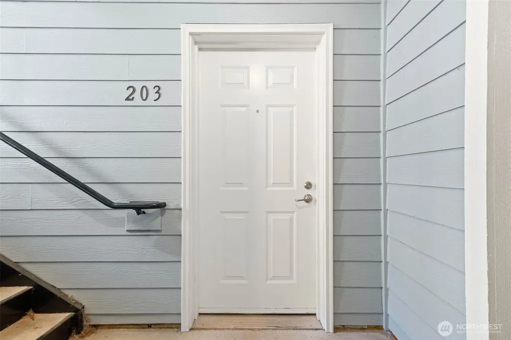 1409 Evergreen Park Drive SW Olympia WA 98502