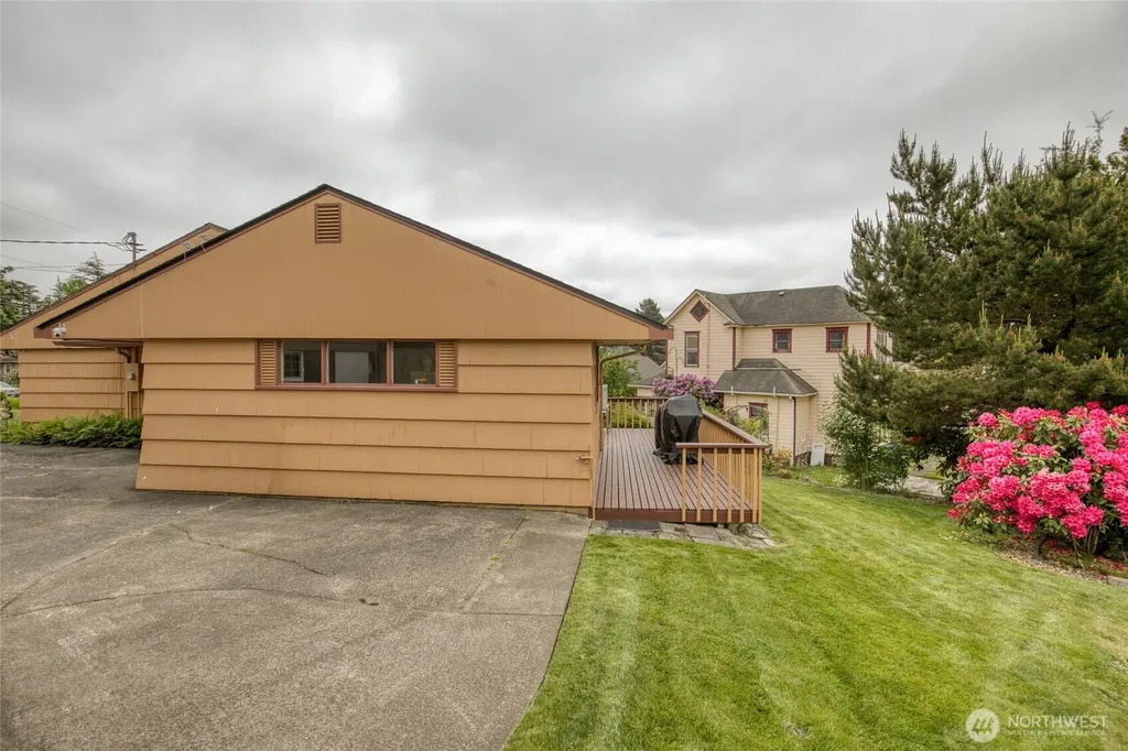 809 N L Street Aberdeen WA 98520