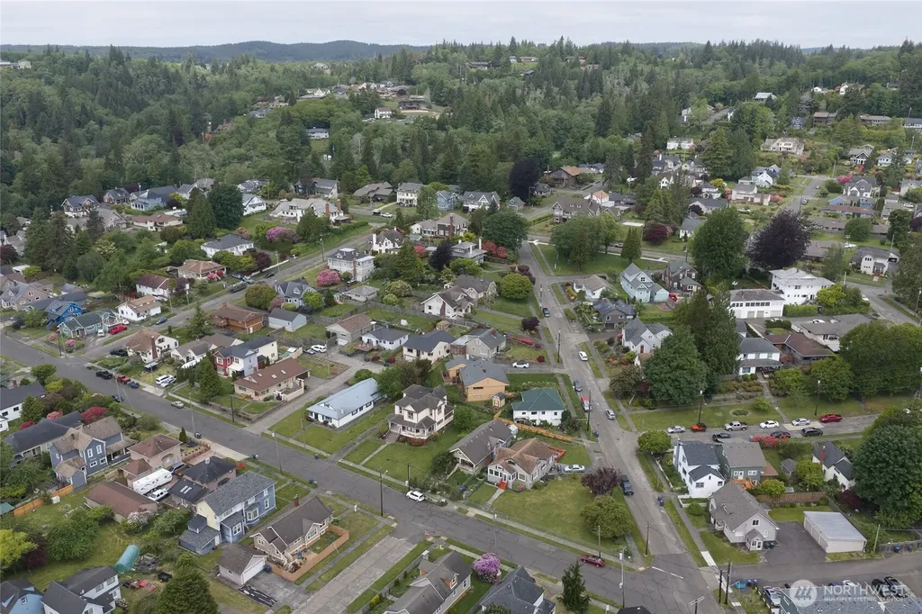 809 N L Street Aberdeen WA 98520