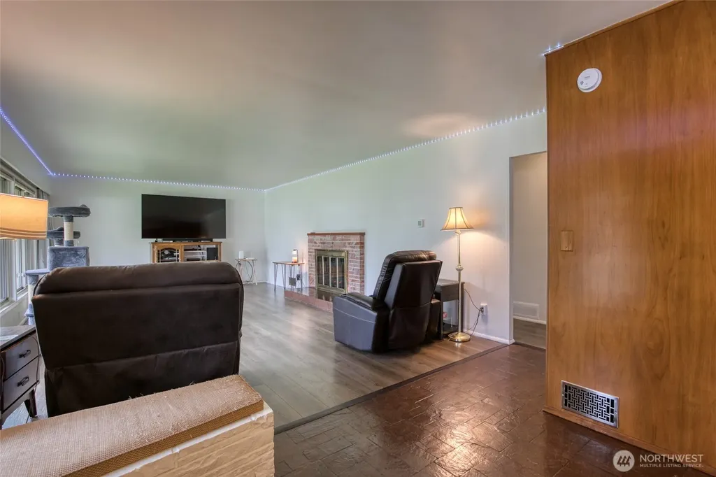 809 N L Street Aberdeen WA 98520
