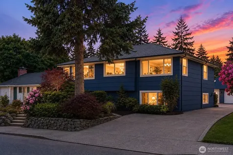 707 W Bertona Street Seattle WA 98119