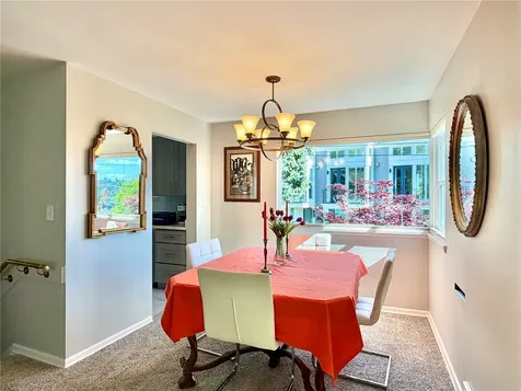707 W Bertona Street Seattle WA 98119
