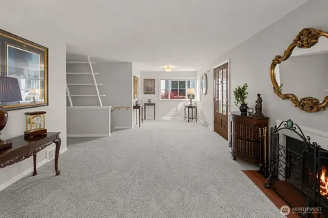 707 W Bertona Street Seattle WA 98119