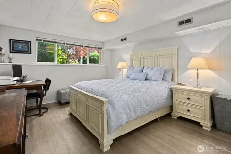 707 W Bertona Street Seattle WA 98119