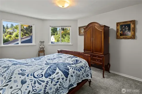 707 W Bertona Street Seattle WA 98119