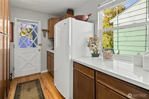 707 W Bertona Street Seattle WA 98119