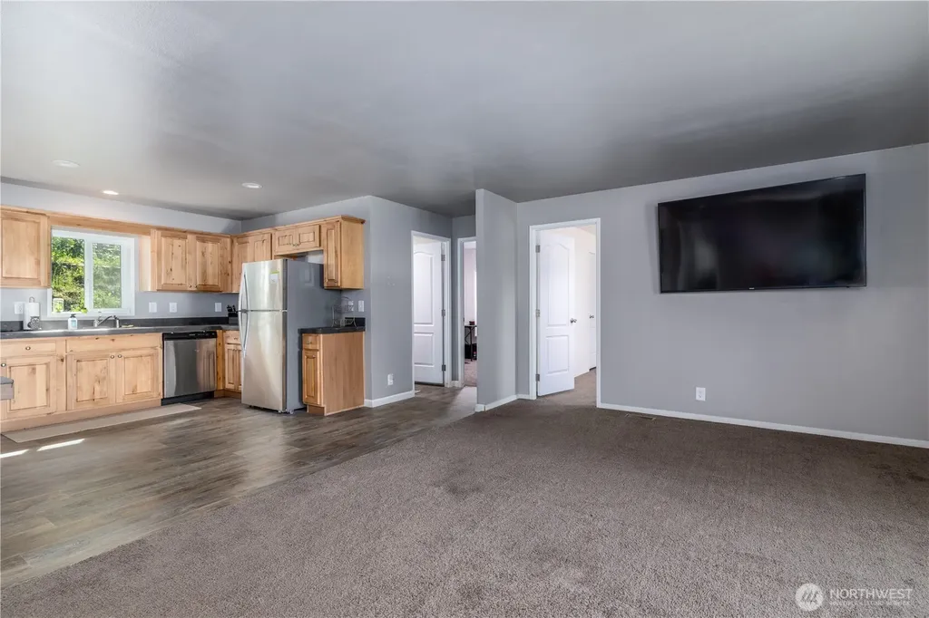 190 Midway Lane E Shelton WA 98584