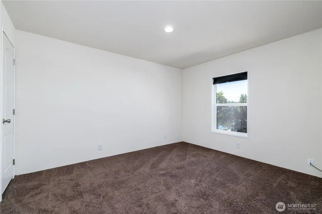 190 Midway Lane E Shelton WA 98584