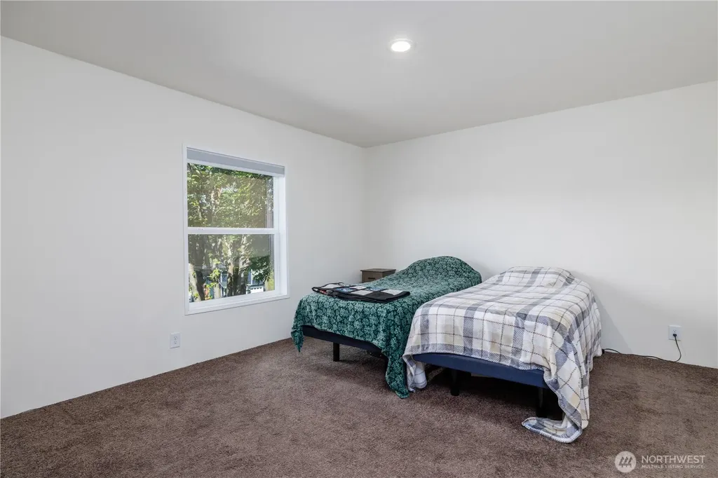 190 Midway Lane E Shelton WA 98584