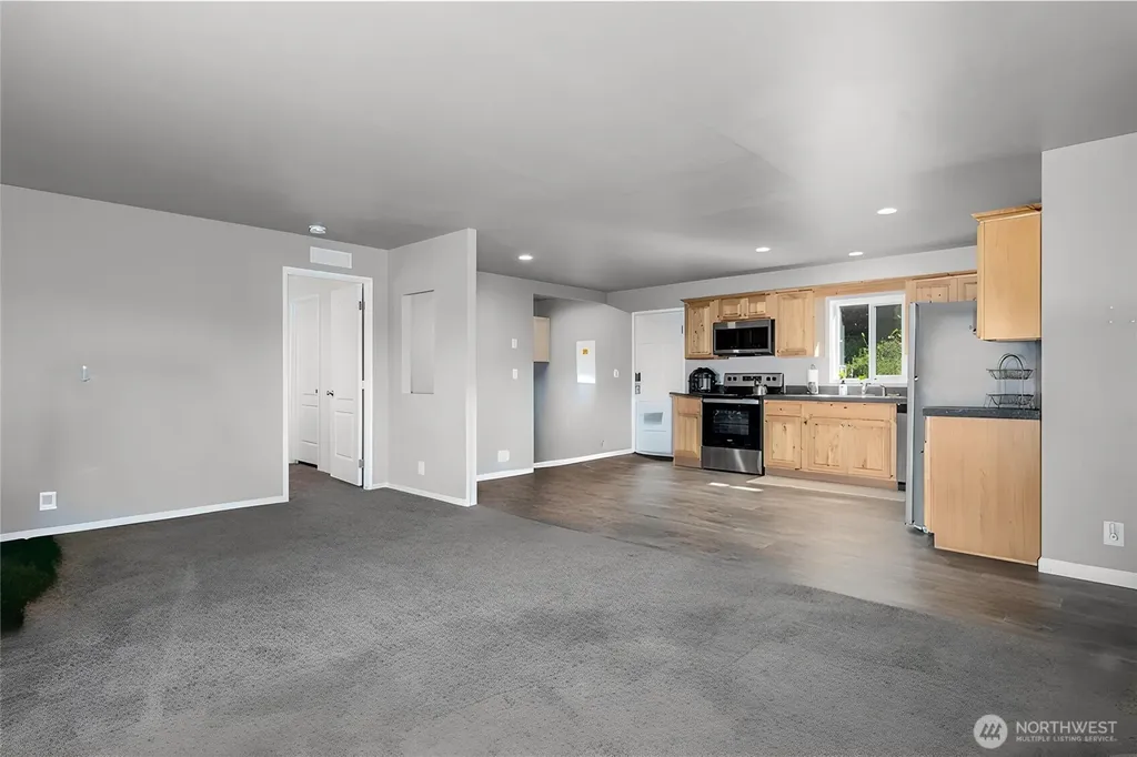 190 Midway Lane E Shelton WA 98584