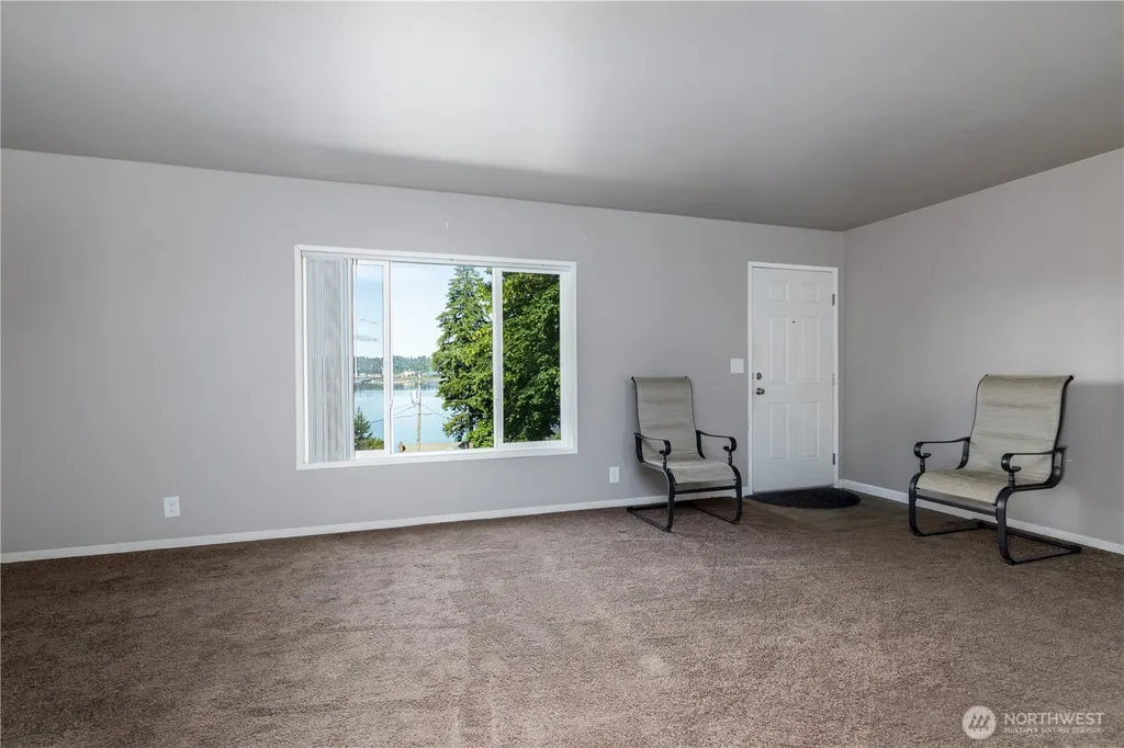 190 Midway Lane E Shelton WA 98584