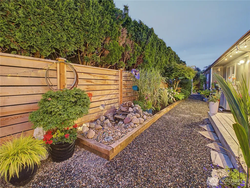 29206 218th Place SE Black Diamond WA 98010