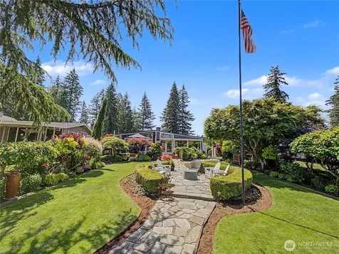 29206 218th Place SE Black Diamond WA 98010