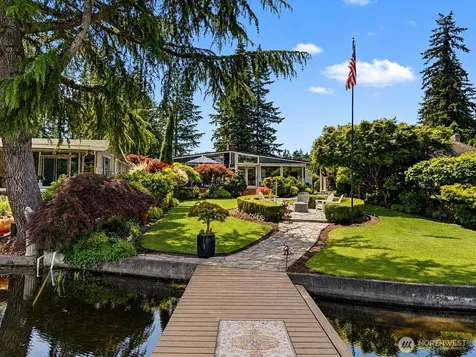 29206 218th Place SE Black Diamond WA 98010
