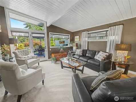 29206 218th Place SE Black Diamond WA 98010