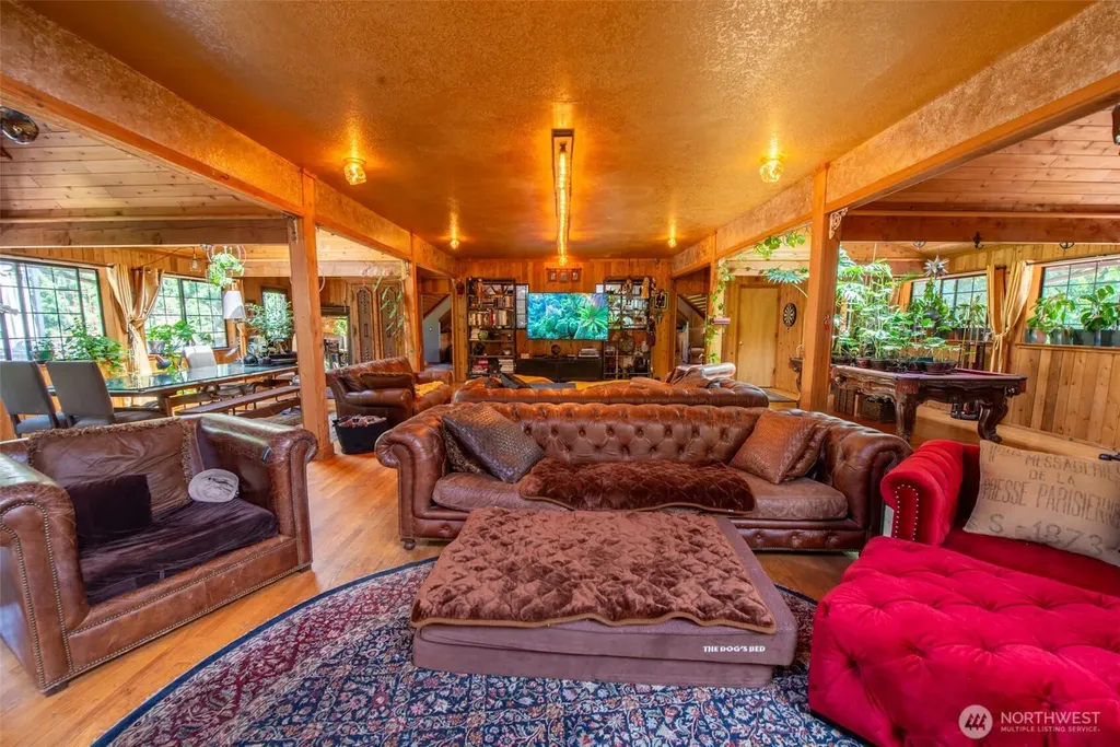 1106 254th Avenue NE Sammamish WA 98074