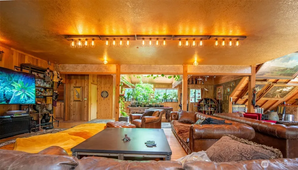 1106 254th Avenue NE Sammamish WA 98074